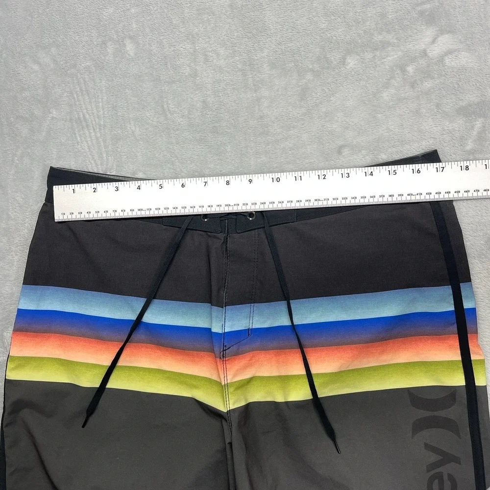 Hurley Shorts Mens 32 Multi Stripes Performance Phantom Board Water Polo Surfing